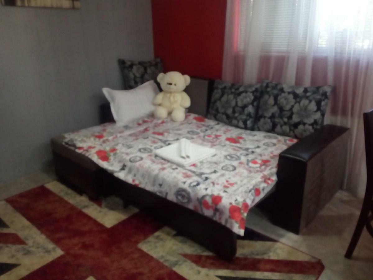 Apartment Diana Resilovo Luaran gambar